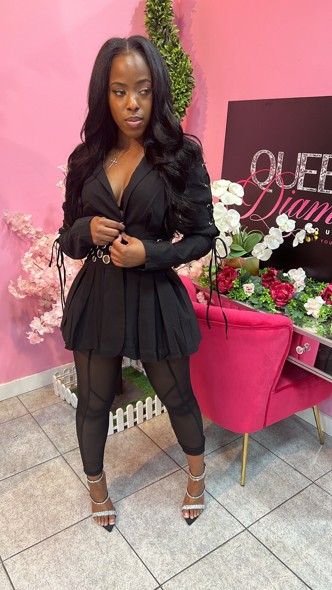Doll Face Blazer - Black