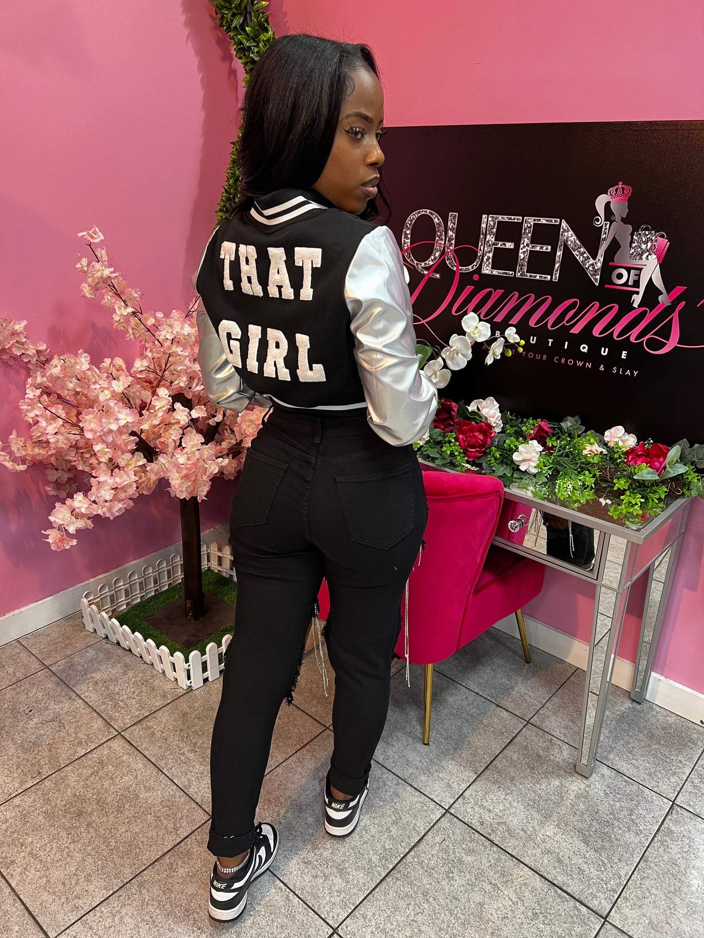 Diamond Distress Jeans