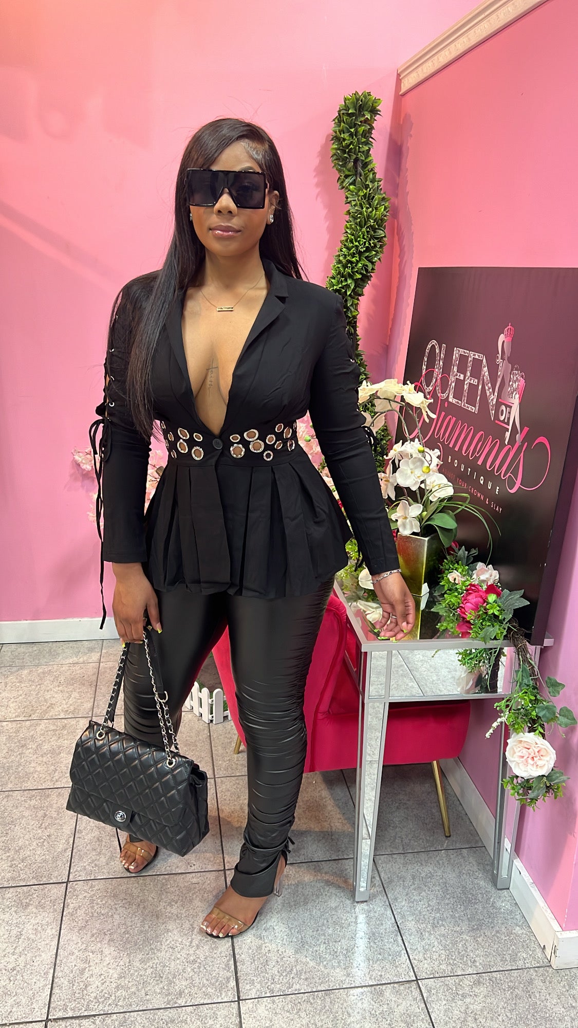 Doll Face Blazer - Black
