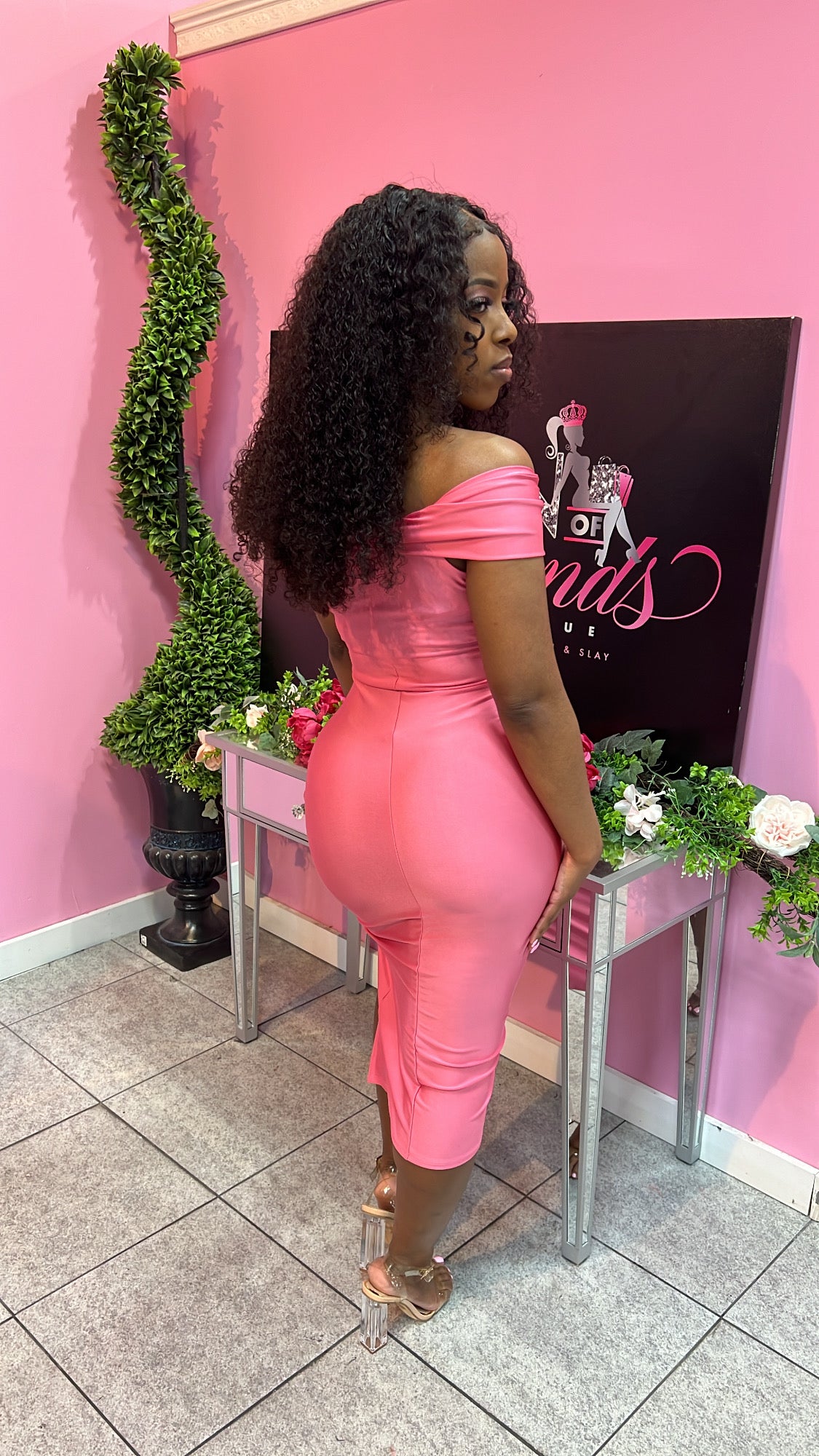 Valyncia Dress - Pink