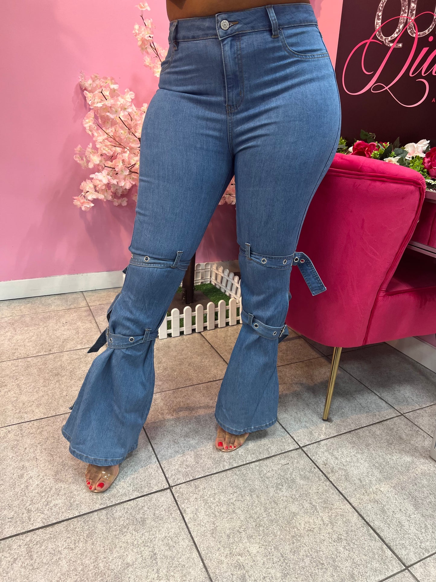 Belted Jeans - Light Denim