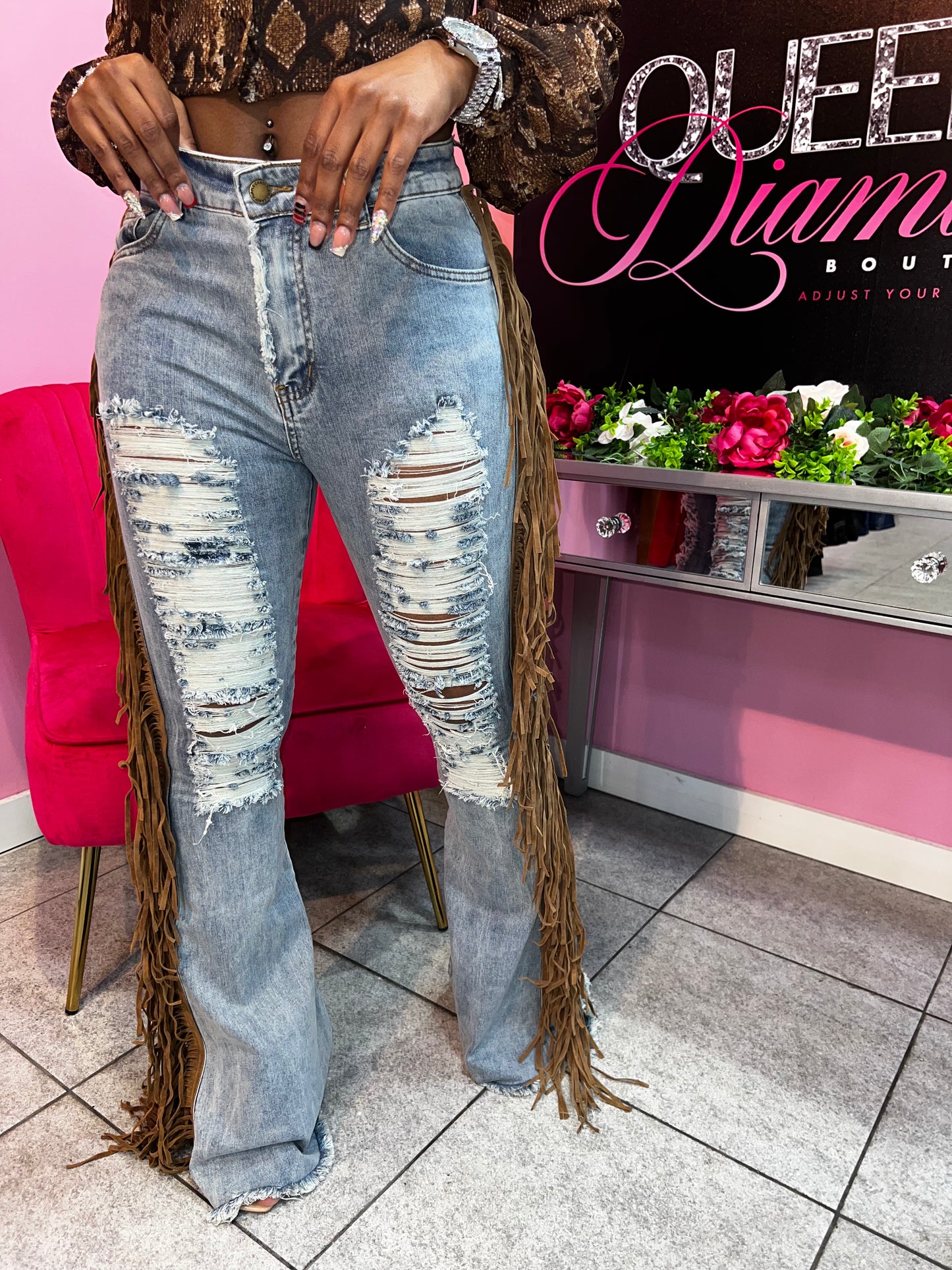 Cowgirl Distress Belle Jeans - Blue